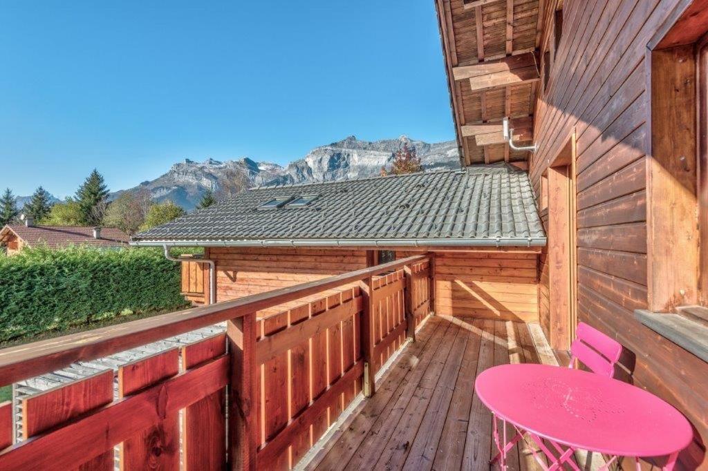 Appartement Avec Jacuzzi Dans Chalet Prive, Grande Terrasse, Parking Gratuit ليز أوش المظهر الخارجي الصورة