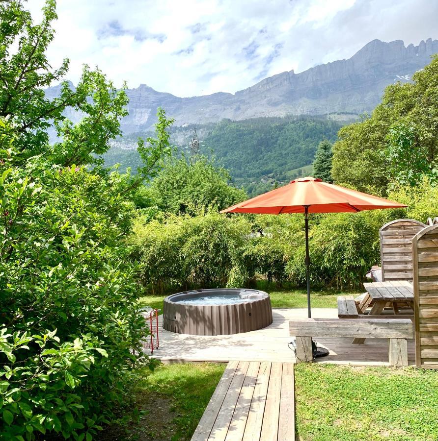 Appartement Avec Jacuzzi Dans Chalet Prive, Grande Terrasse, Parking Gratuit ليز أوش المظهر الخارجي الصورة
